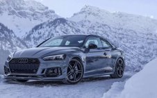 Audi RS5-R in winter
