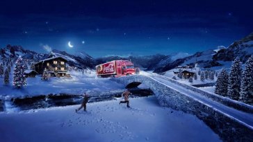 the coca-cola truck in christmas night live wallpaper