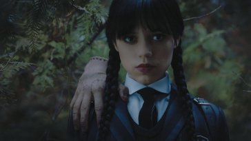 wednesday addams and thing in the forest live wallpaper