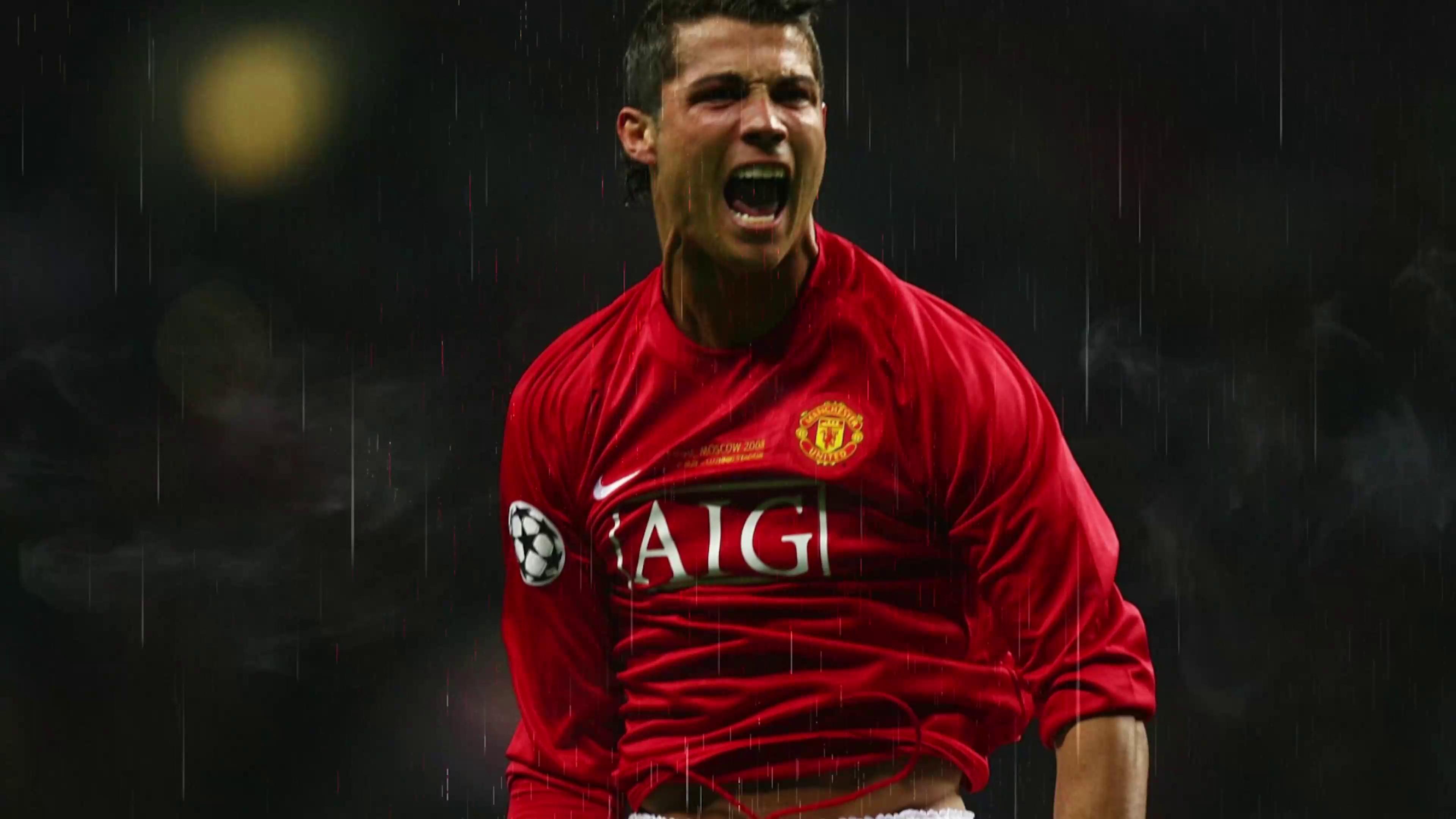 Lively Ronaldo Portrait: 4K Football Live Wallpaper - free download
